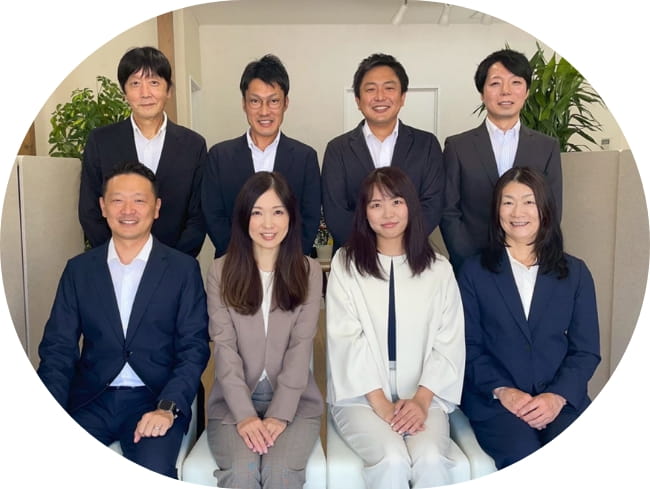 高齢者住まいの相談窓口のスタッフ集合写真